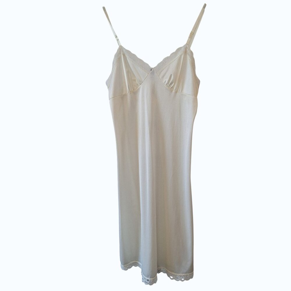 Cottagecore Coquette Vintage Deena Ivory Full Slip Sz 36